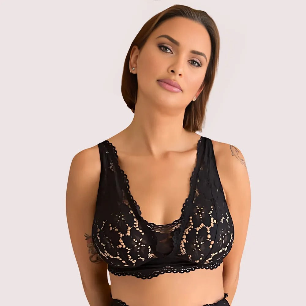 Chic Lace Bralette Gift Set for Special Occasions